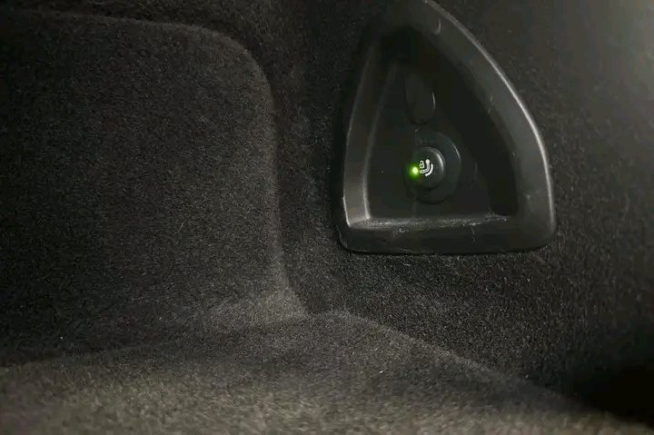 1000025693.jpg BMW 5-series