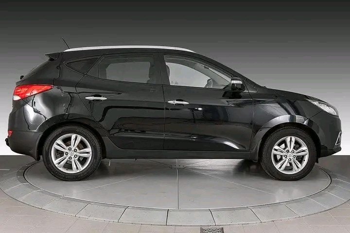 1000025820.jpg Hyundai ix35