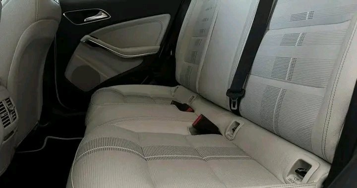 1000026010.jpg Mercedes-Benz GLA 200