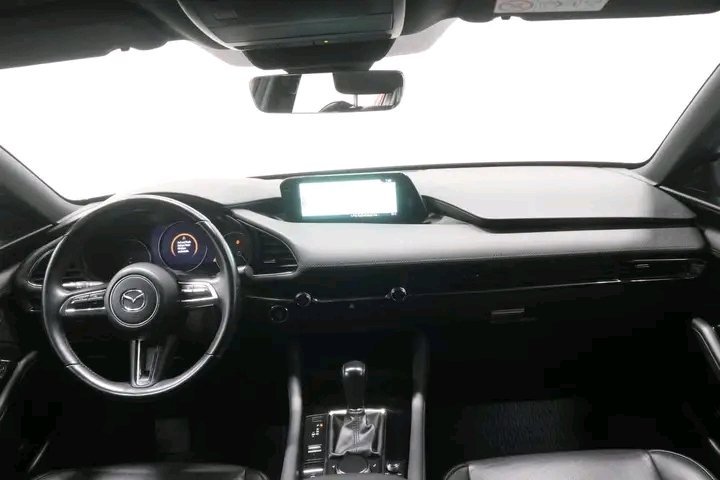 1000026084.jpg Mazda 3 Cosmo