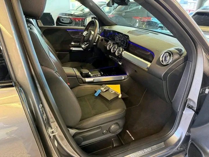 1000026232.jpg Mercedes-Benz GLB