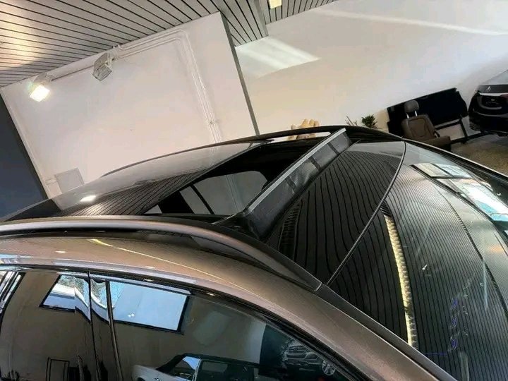 1000026237.jpg Mercedes-Benz GLB