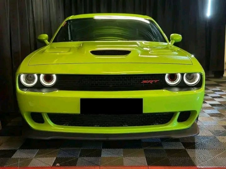 Dodge Challenger SRT
