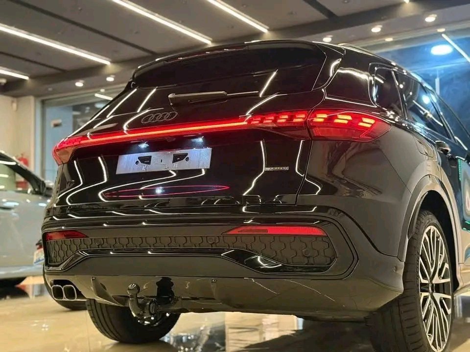 AUDI Q5 S Line 2025