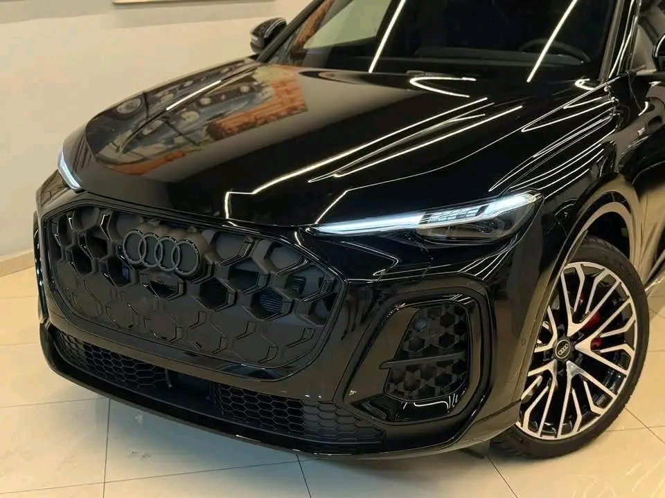 AUDI Q5 S Line 2025