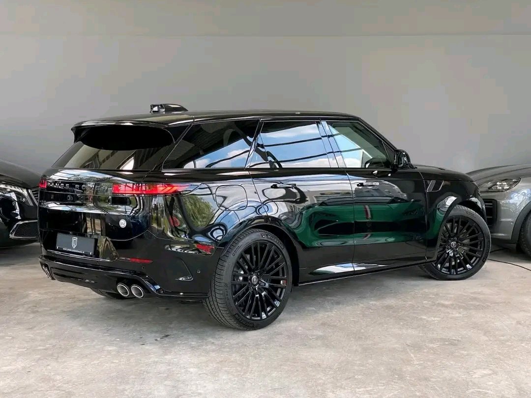 2025/10/152490.jpg Land Rover Range Rover Sport