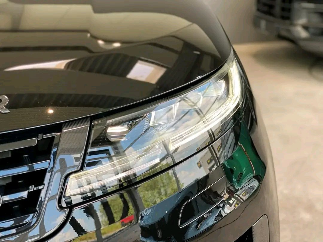 2025/10/152508.jpg Land Rover Range Rover Sport