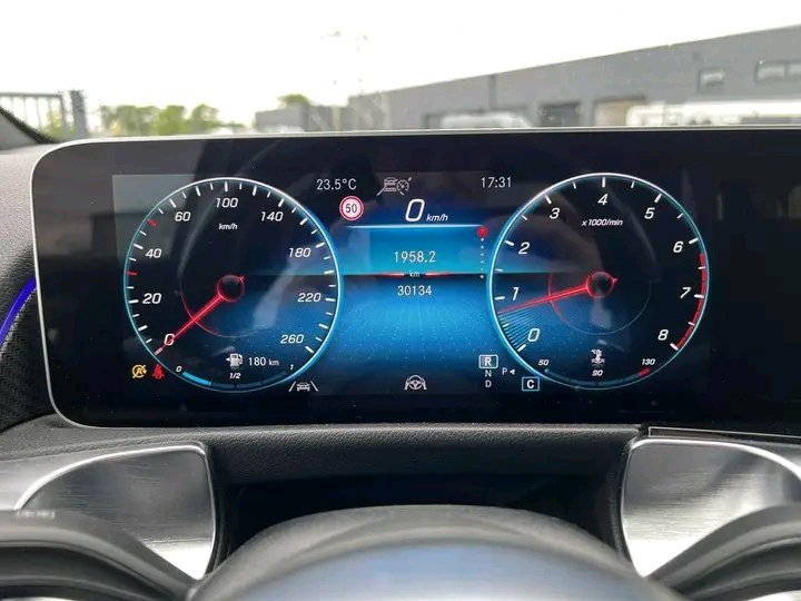 1748688459241.jpg Mercedes-Benz GLB 250 AMG