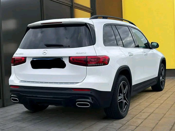 1748688484334.jpg Mercedes-Benz GLB 250 AMG