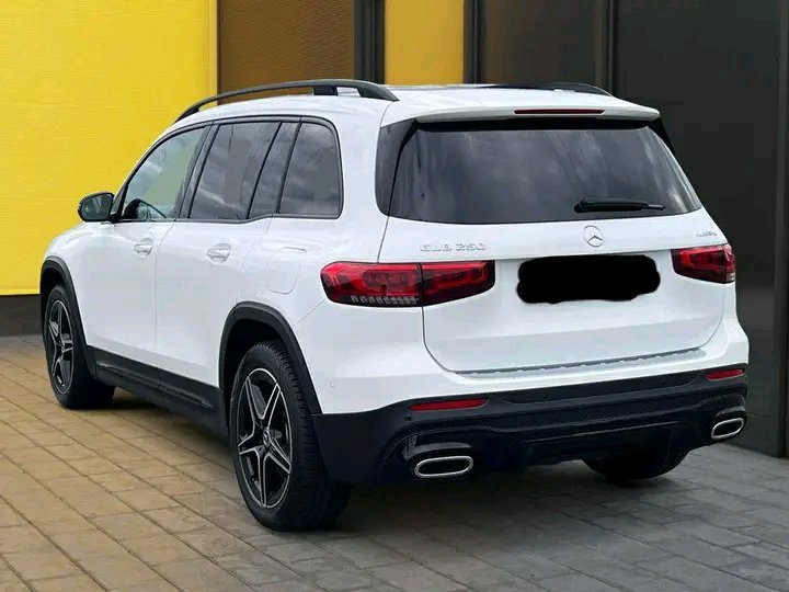1748688485776.jpg Mercedes-Benz GLB 250 AMG