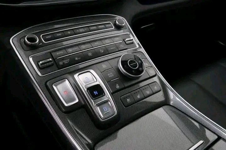 Hyundai Santa Fe PHEV 4WD