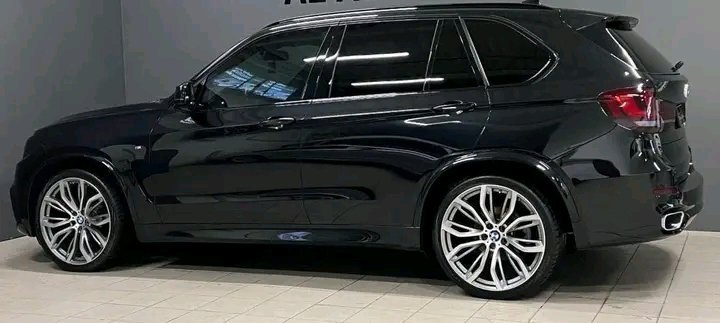 1748690093665.jpg BMW X5 xDrive30d M-sport