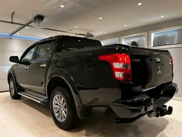 Mitsubishi L200 181HK