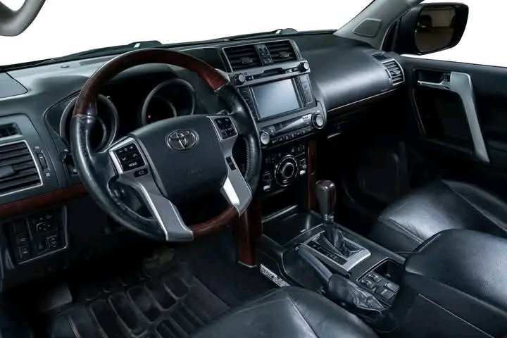 Toyota Land Cruiser 3.0 GX 5 Series