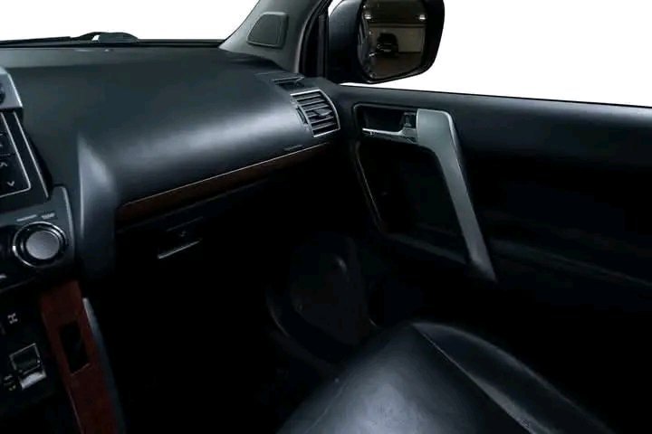 Toyota Land Cruiser 3.0 GX 5 Series