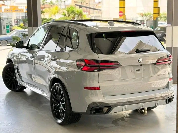 BMW X5 series X5M50d-M package