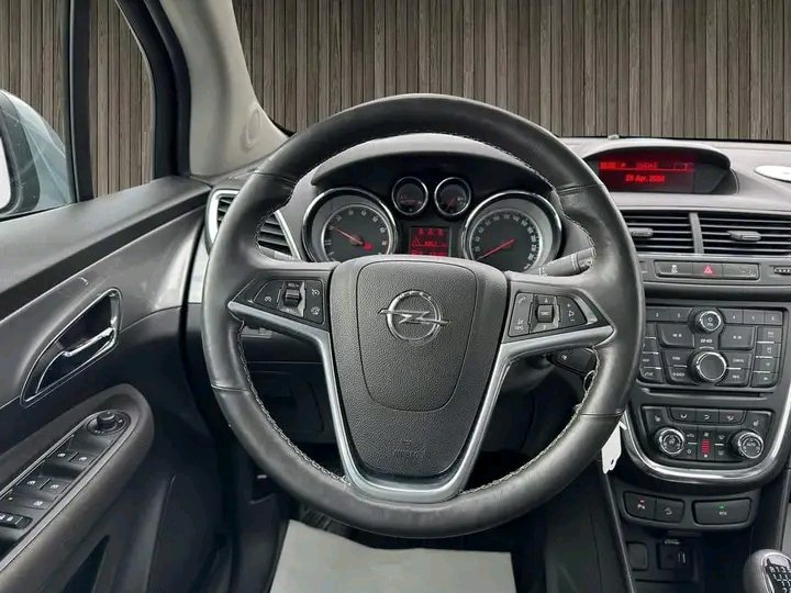 Opel Mokka 1.6l DAB+