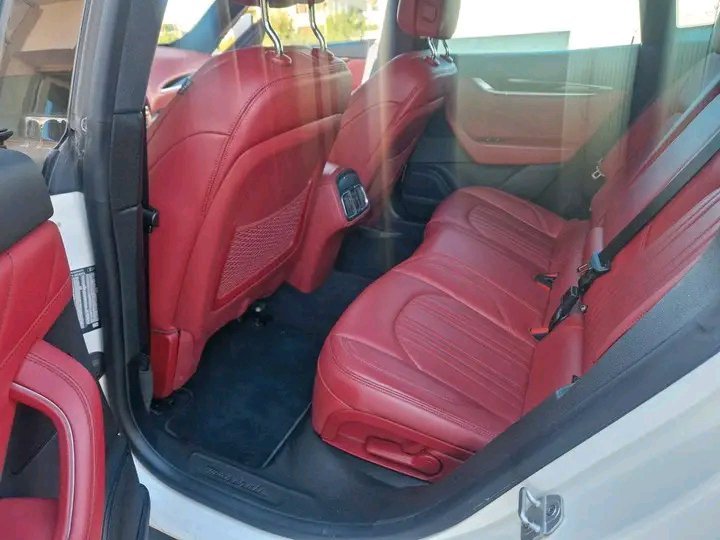 1749811196993.jpg Maserati Levante