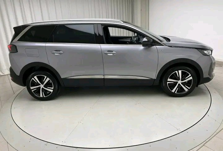 1751022236612.jpg Peugeot 5008 GT