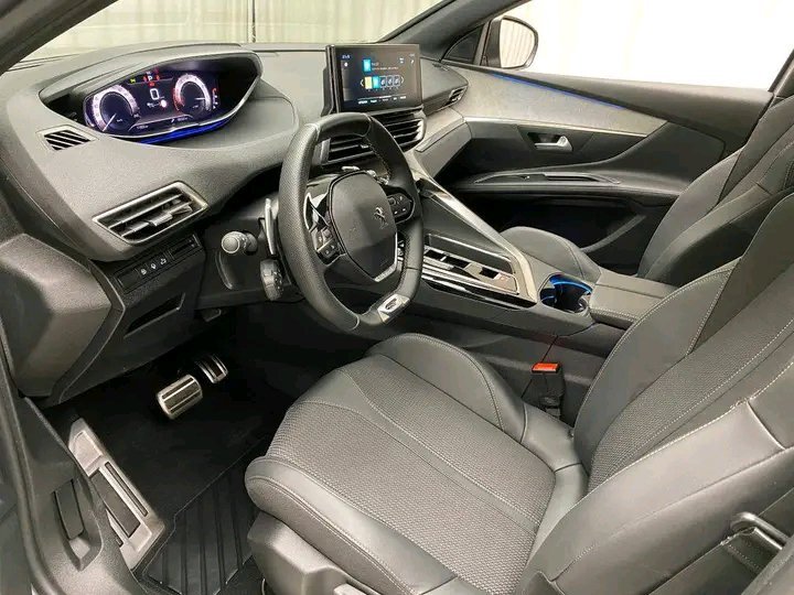 1751022364057.jpg Peugeot 5008 GT