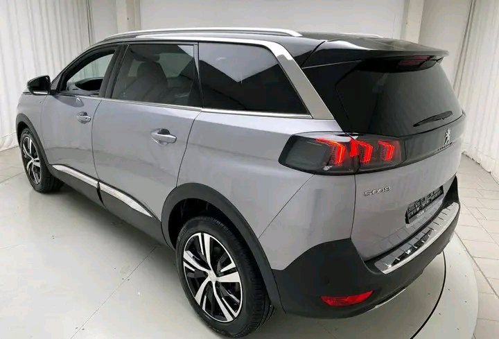 1751022374661.jpg Peugeot 5008 GT