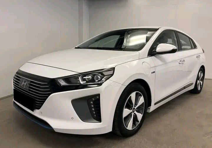 Hyundai IONIQ Hybrid Premium