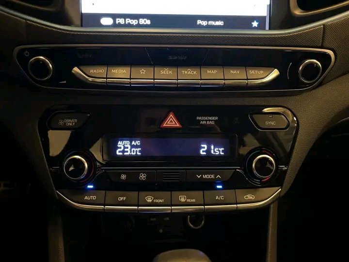 Hyundai IONIQ Hybrid Premium