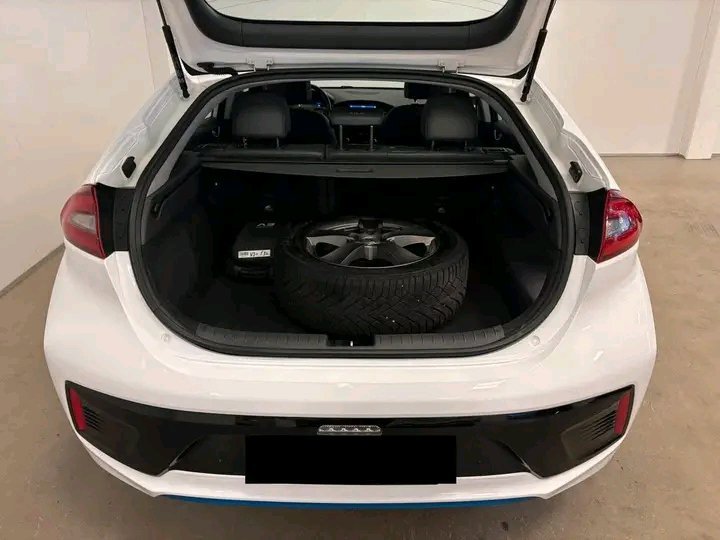 Hyundai IONIQ Hybrid Premium
