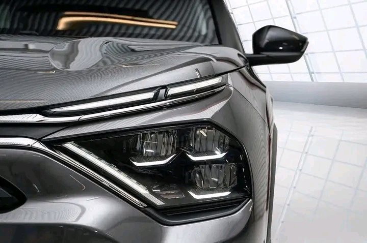 Citroën C4 PureTech Shine