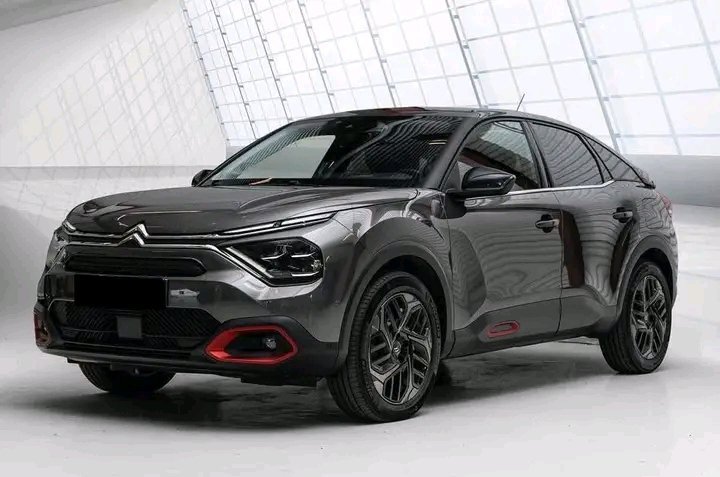 Citroën C4 PureTech Shine