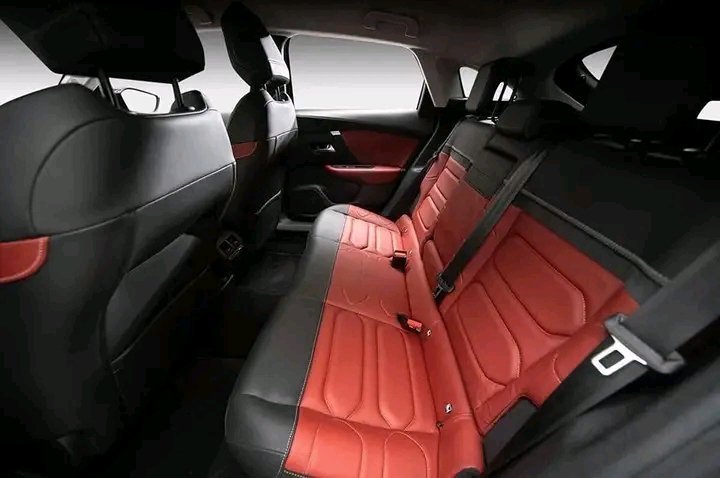 Citroën C4 PureTech Shine