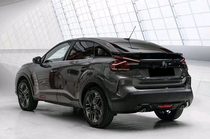 Citroën C4 PureTech Shine